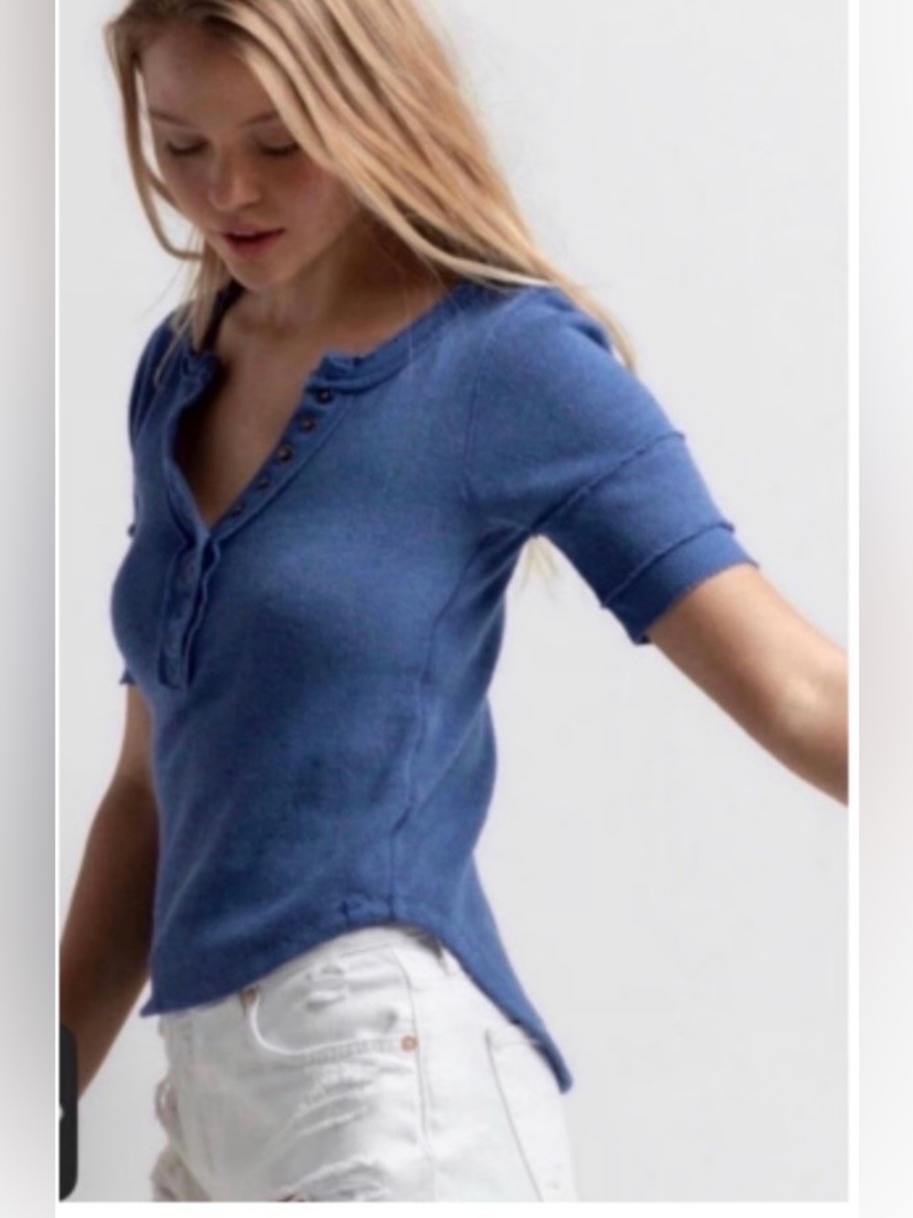 🆕 Free People On the Run Cotton Blend Henley. Size Medium. NWT